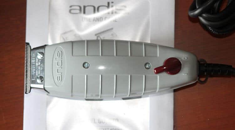 The Andis T-Outliner hair trimmer features a hard plastic, ergonomic body.