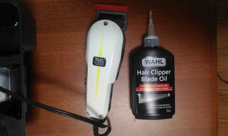 How to clean hair clippers