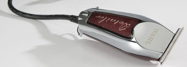 Colored in burgundy and chrome, the Wahl Detailer trimmer body is classy.