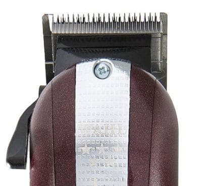 Our Wahl 5 star Legend review takes a closer look at this Wahl barber clipper.